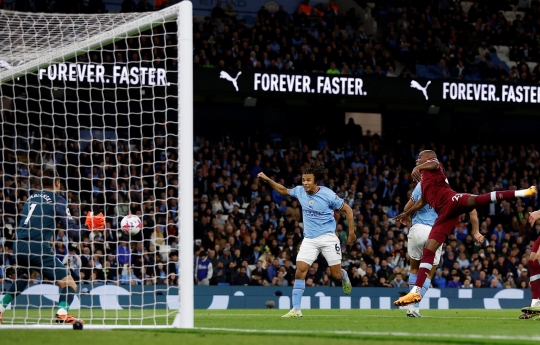 Momen Manchester City Kudeta Arsenal Usai Bekuk West Ham 3-0 di Liga Inggris