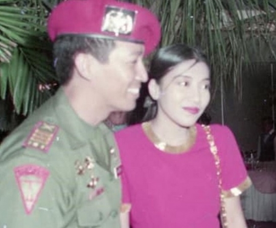 Dulu VS Sekarang, Ini Potret Eks Panglima TNI dan Istri yang Selalu Romantis