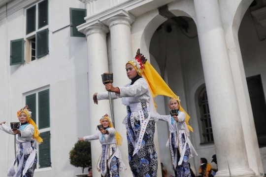 Ribuan Penari dari Berbagai Negara Ramaikan Hari Tari Sedunia di Kota Tua Jakarta