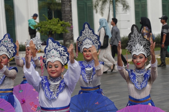 Ribuan Penari dari Berbagai Negara Ramaikan Hari Tari Sedunia di Kota Tua Jakarta