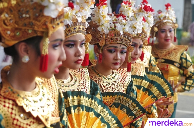 Foto : Ribuan Penari dari Berbagai Negara Ramaikan Hari Tari Sedunia di Kota Tua Jakarta