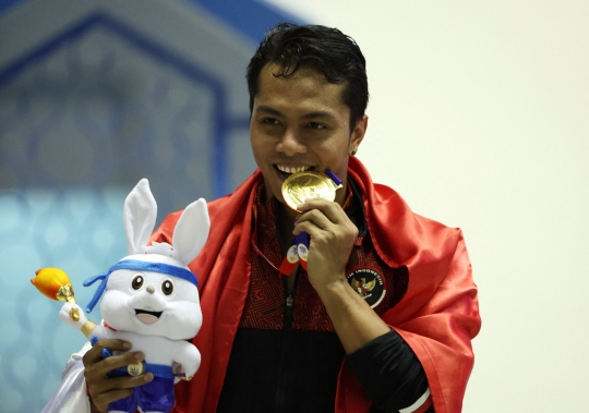 Perenang Indonesia I Gede Siman dan Masniari Wolf Kompak Sikat Emas di SEA Games 2023