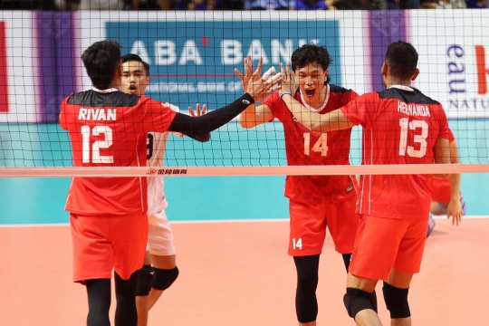 Euforia Timnas Voli Putra Indonesia Catatkan Hattrick Emas SEA Games