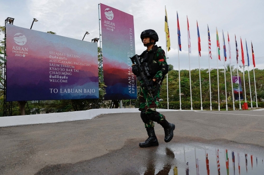 Pasukan Elite TNI Bersenjata Lengkap Amankan KTT ASEAN di Labuan Bajo