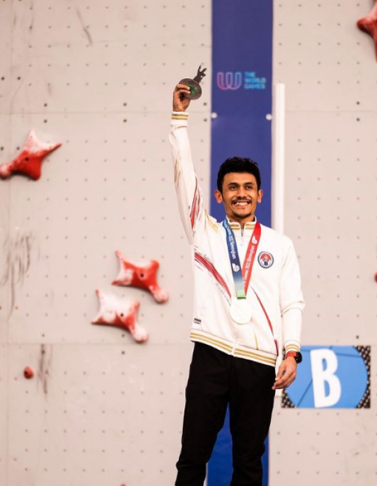 Sosok Vedriqq Leonardo, Atlet Panjat Tebing Indonesia Pecahkan Rekor Tercepat Dunia