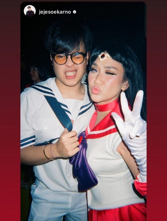 Potret Bunga Citra Lestari Jadi Sailor Mars di Aries Party, Kaki Glowing Bikin Salfok