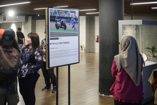 Melihat Pameran Foto APFI 2023 di Alun-Alun Surabaya