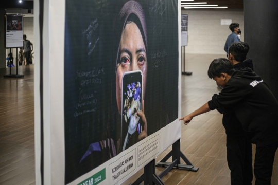 Melihat Pameran Foto APFI 2023 di Alun-Alun Surabaya