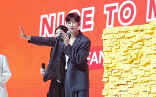 Aktor Drakor Kim Soo Hyun Menyapa Penggemar di Indonesia