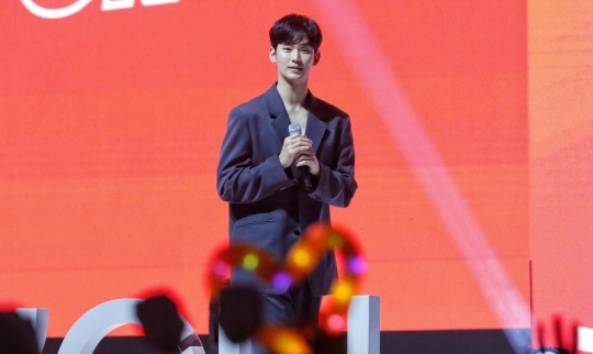 Aktor Drakor Kim Soo Hyun Menyapa Penggemar di Indonesia