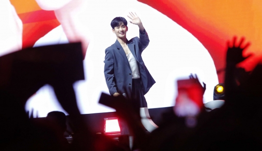 Aktor Drakor Kim Soo Hyun Menyapa Penggemar di Indonesia