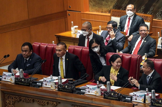 Rapat Paripurna ke-5, Puan Desak Pemerintah Serius Tangani KKB & Ancaman La Nina