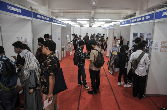 Antusiasme Pencari Kerja Serbu Jakarta Job Fair 2023