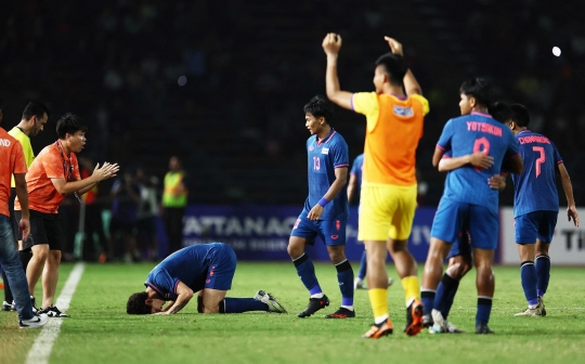 Foto: Ini Selebrasi Provokatif Thailand di Bench Timnas Indonesia yang Picu Keributan