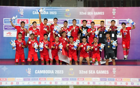 Momen Manis Timnas Indonesia Berkalung Medali Emas SEA Games, Akhiri Puasa 32 Tahun