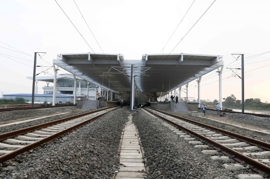 Megah, Ini Wajah Stasiun Kereta Cepat di Tegalluar yang Masih Dibangun