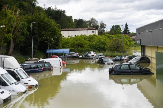 Banjir Parah Landa Italia, 9 Orang Tewas dan Ribuan Dievakuasi