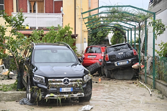 Banjir Parah Landa Italia, 9 Orang Tewas dan Ribuan Dievakuasi