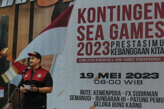 Menpora Lepas Arak-Arakan Atlet SEA Games 2023