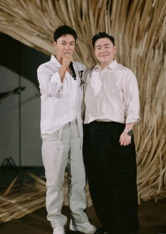 9 Potret Persahabatan Steven Hao 'BoBoHo' dan Ashton Chen dari Kecil sampai Menikah