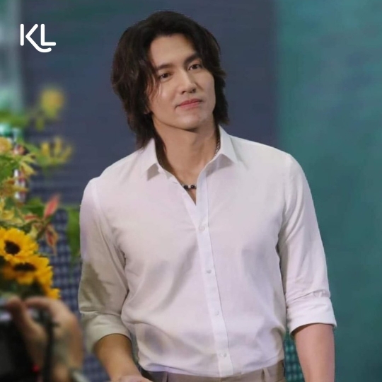 Menolak Tua, Potret Jerry Yan Makin Ganteng di Usia 46 Tahun, Netizen: Fix Dia Vampir