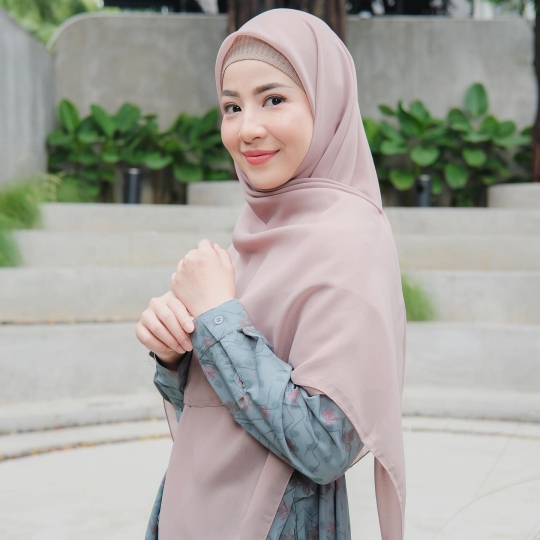 Penampilan Terbaru Natasha Rizky Curi Perhatian, Disebut Cantik Bak ABG