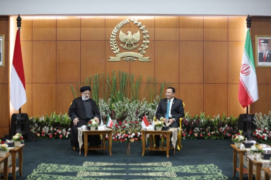 Bomsoet Terima Kunjungan Presiden Iran di Gedung MPR RI