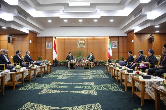 Bomsoet Terima Kunjungan Presiden Iran di Gedung MPR RI