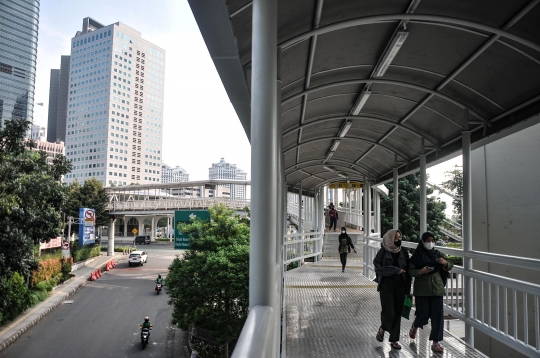 Wajah Baru Halte Transjakarta Dukuh Atas 2