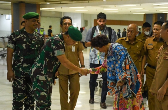 Keseruan Jenderal TNI Jawara Silat Dampingi Eks Menteri di Peluncuran Penerbangan