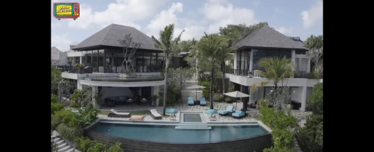 6 Potret Vila Mewah & Luas Irwan Mussry di Bali, Sayangnya Area Tebing Kena Longsor