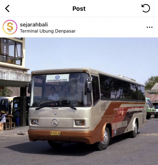 Penampakan Bus Jadul Era 90-an Beroperasi di Pulau Bali, Momennya Bikin Nostalgia