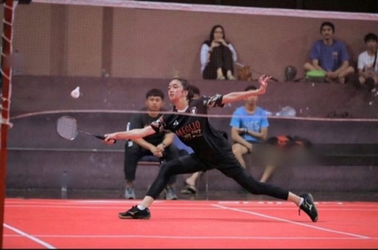 Jarang Tersorot, 6 Potret Terbaru Aisha Meglio Anak Duta So7 Jadi Atlet Badminton
