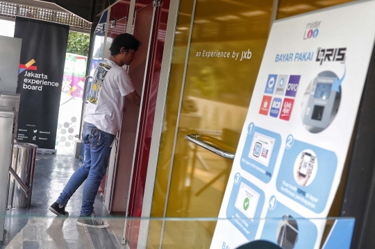 Toilet transparan ini sebelumnya viral di Jepang.