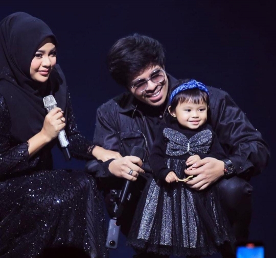 Potret Cantik Baby Ameena Dipuji Miliki Aura Diva, Komentar Krisdayanti Jadi Sorotan