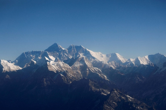 Luar Biasa, Pria Ini Capai Puncak Gunung Everest Sebanyak 28 Kali