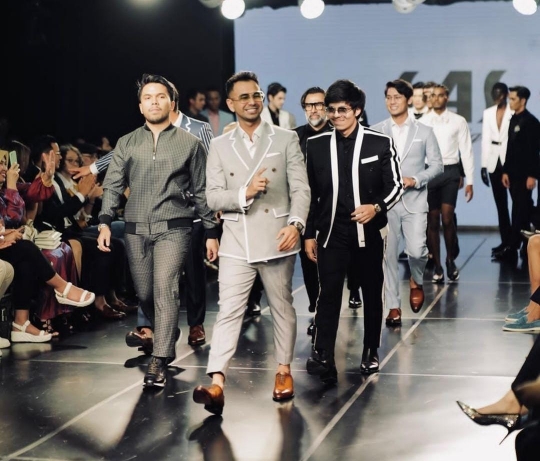 Potret Perdana Thariq Halilintar Jadi Model Catwalk, Netizen Sebut Makin Meresahkan