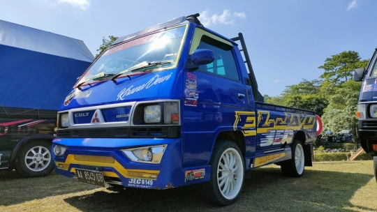 Modifikasi Mobil Pikap Mitsubishi L300, Keren Abis!