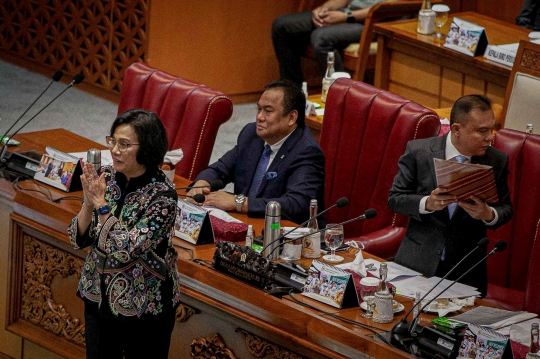 Buka-Bukaan Sri Mulyani Baca Tanggapan Pemerintah Terkait KEM dan PPKF RAPBN TA 2022