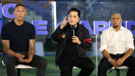 Momen Erick Thohir Datangkan 5 Legenda Sepakbola Dunia di BRImo Future Garuda