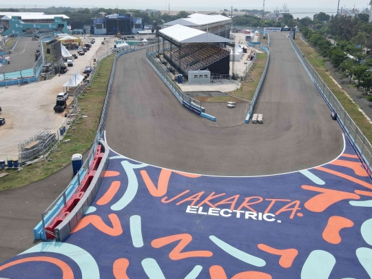 Persiapan Menyambut Balapan Formula E di Jakarta International E-Prix Circuit