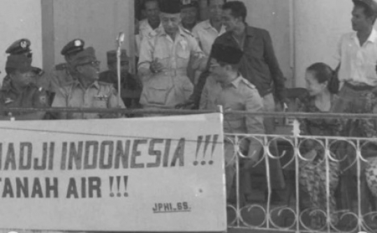 Penampakan Jemaah Haji Kembali ke Tanah Air Tahun 1965, Lewat Jalur Laut di Palembang