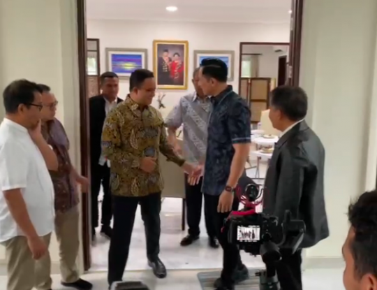 Momen Akrab Anies-AHY Dapat Wejangan dari SBY di Pacitan