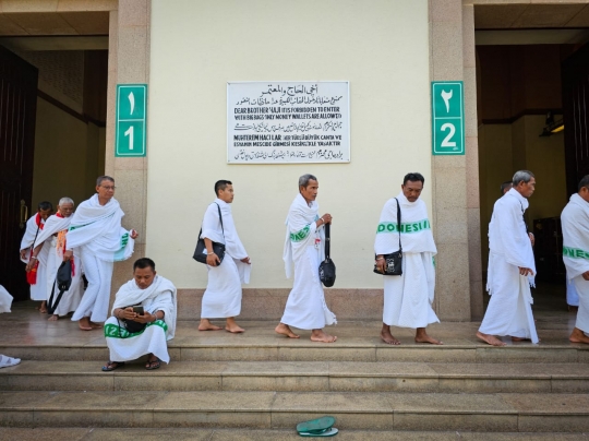 Sebelum ke Makkah, Jemaah Haji Indonesia Miqat di Bir Ali