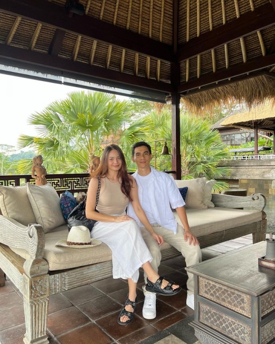 6 Potret Enzy Storia dan Molen Kasetra Honeymoon di Bali, Romantis Banget!
