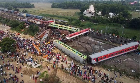 Tragis, Tabrakan Maut Tiga Kereta di India Tewaskan 261 Orang