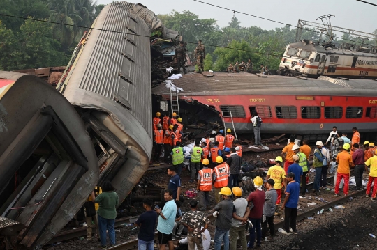 Tragis, Tabrakan Maut Tiga Kereta di India Tewaskan 261 Orang