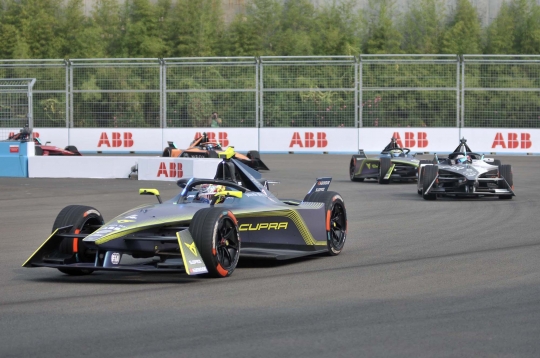 Pascal Wehrlein Juara Race 1 Formula E Jakarta 2023