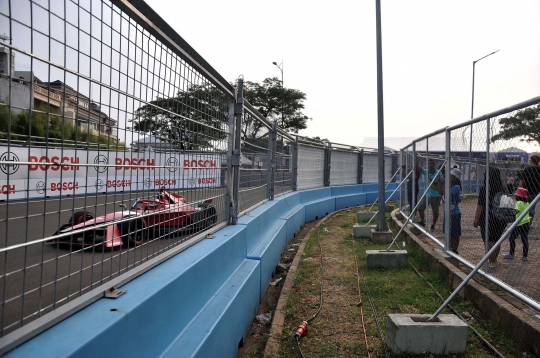 Pascal Wehrlein Juara Race 1 Formula E Jakarta 2023
