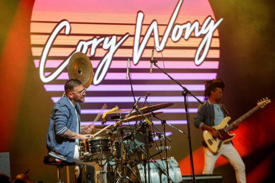 Penampilan MAX dan Cory Wong Gebrak Java Jazz 2023